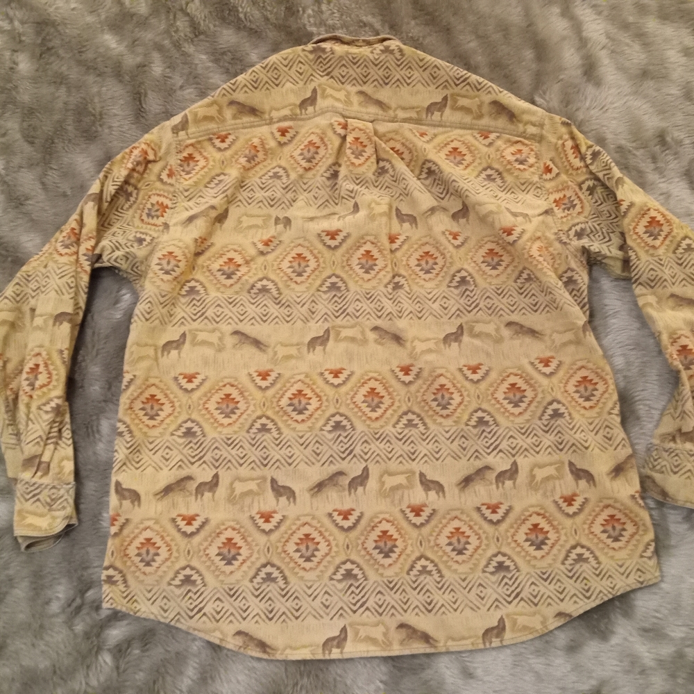 Cabela's chamois wolf Southwest Navajo all over print button up shirt - Picture 4 of 4